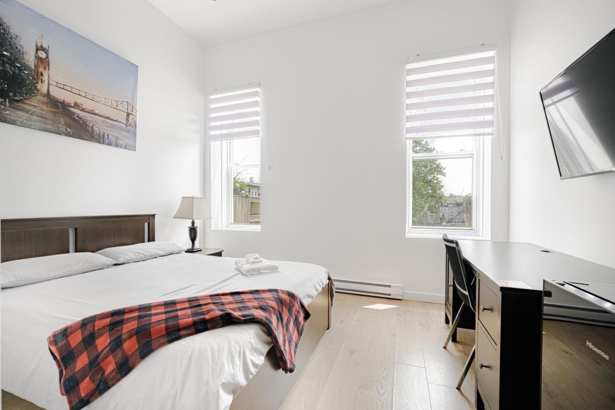Homa Homestay Hotel By Olympic Stadium Montreal Auberge-Hostel Екстериор снимка